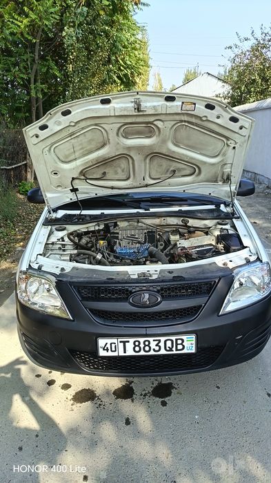 Lada largus lada
