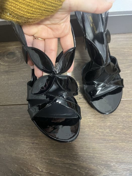 Sandale cu toc Louis Vuitton