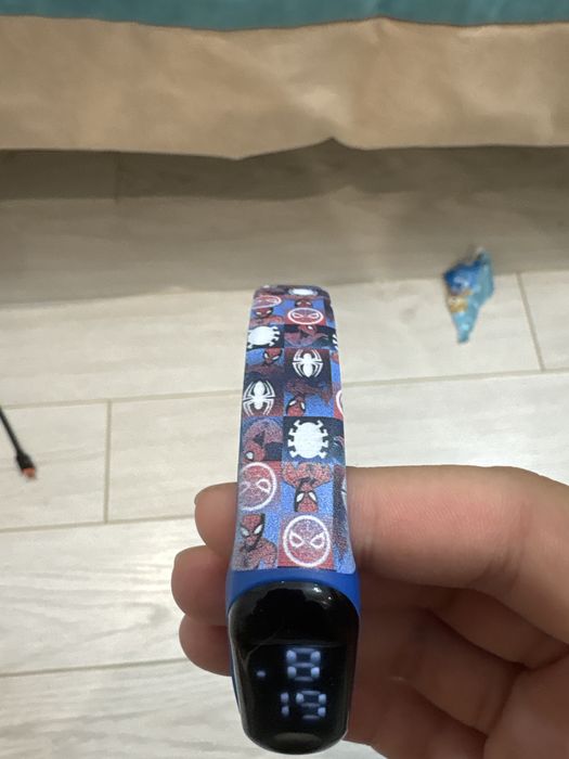 Часы электронные