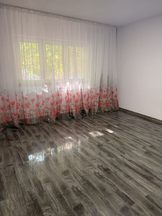 4 camere mall vitan