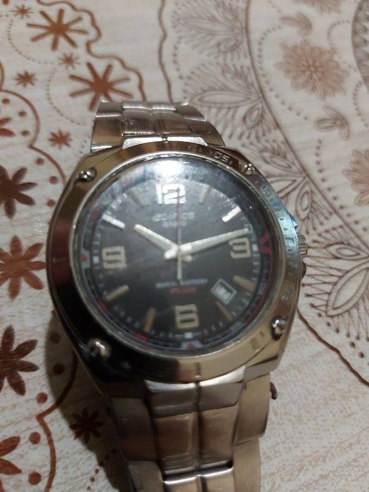 CASIO противоводен с 10 годишна  батериа