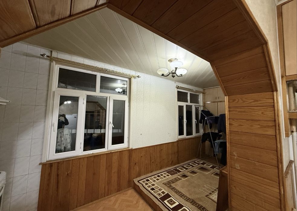 Ахмад Югнакий Продается квартира 4/4/5 балкон 2х6 Можно под Ипотеку