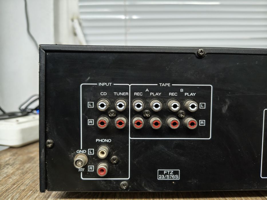 Усилвател KENWOOD KA-660