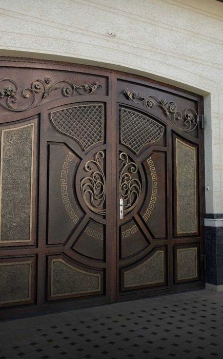 CORD Premium Klassdagi Darvozalar, Toshkent darvozalari