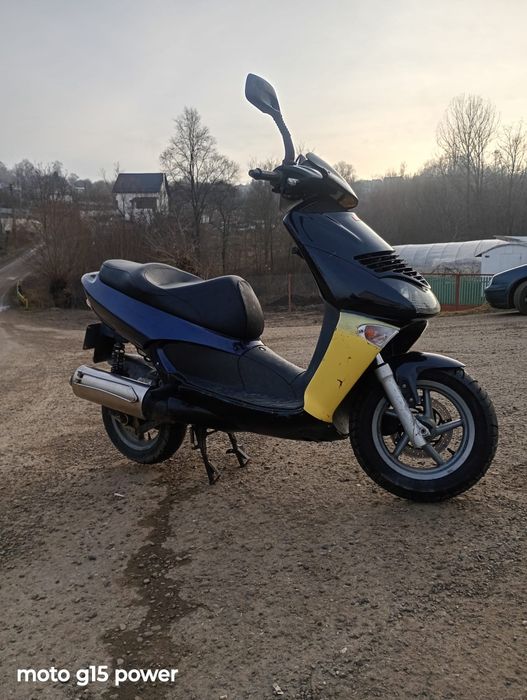 Scuter Aprilia Leonardo 150