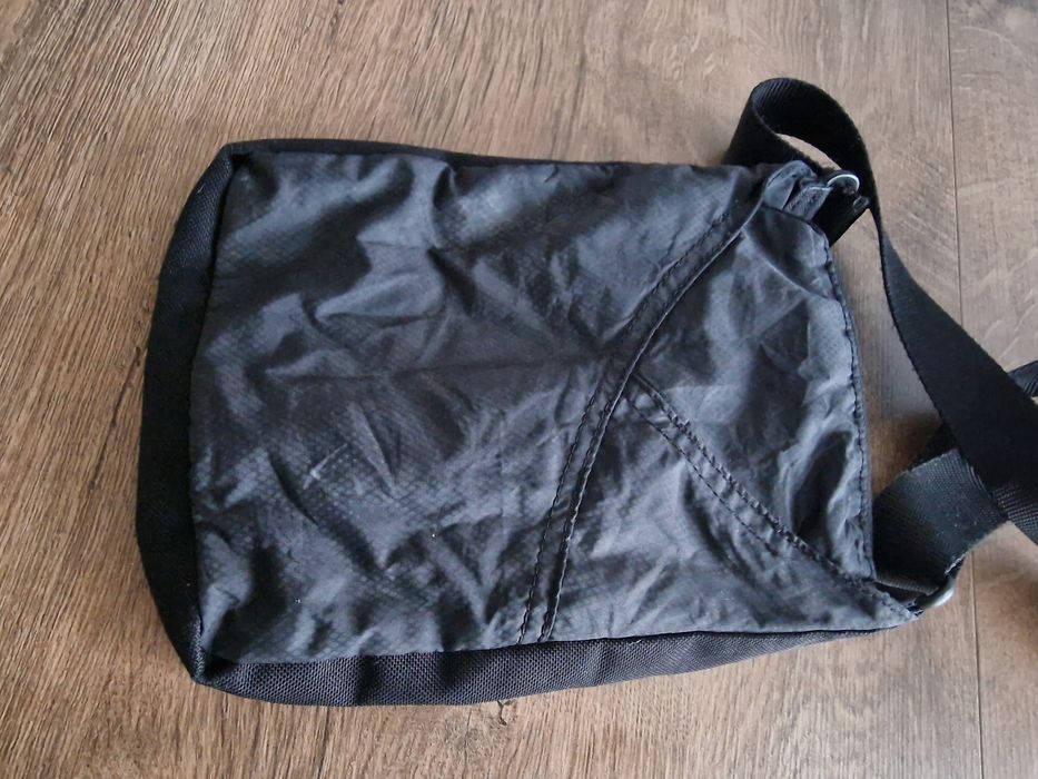 Чантичка Nike pro