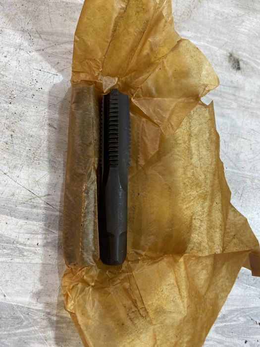 Метчики М16, М18, М20, М27