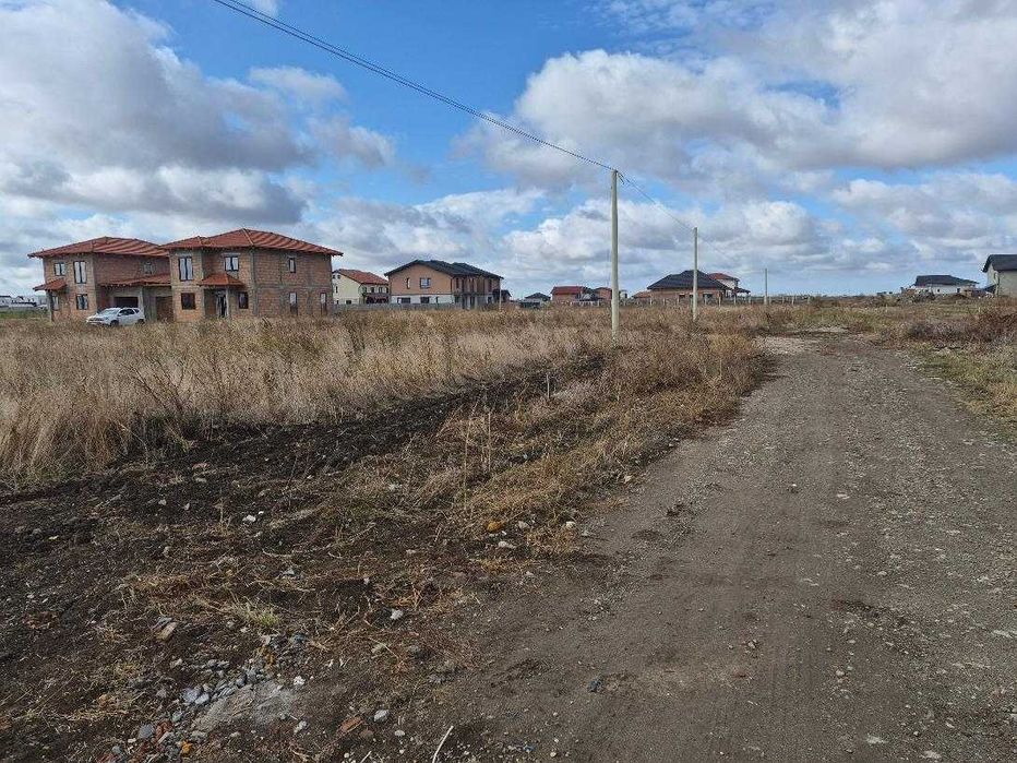 Teren intravilan 673 mp în Săcălaz,  langa strada Mures (zona de terenuri inainte de calea ferata) –  2 fronturi 32m si 19m