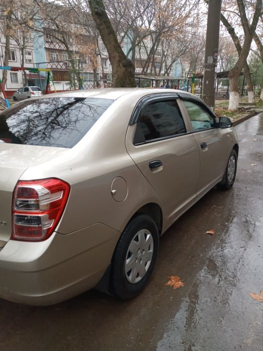 Продаётся автомобиль Кобальт 2-позиция
