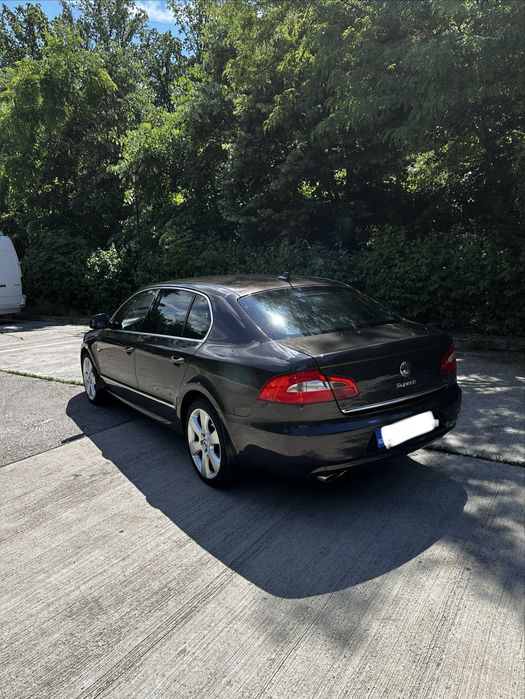 SKODA Superb 2010 — imagine 5