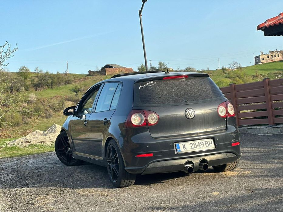• Продавам Голф 5 2.0tdi 140кс BKD на ЧАСТИ (имам над 20 голфа) Golf v