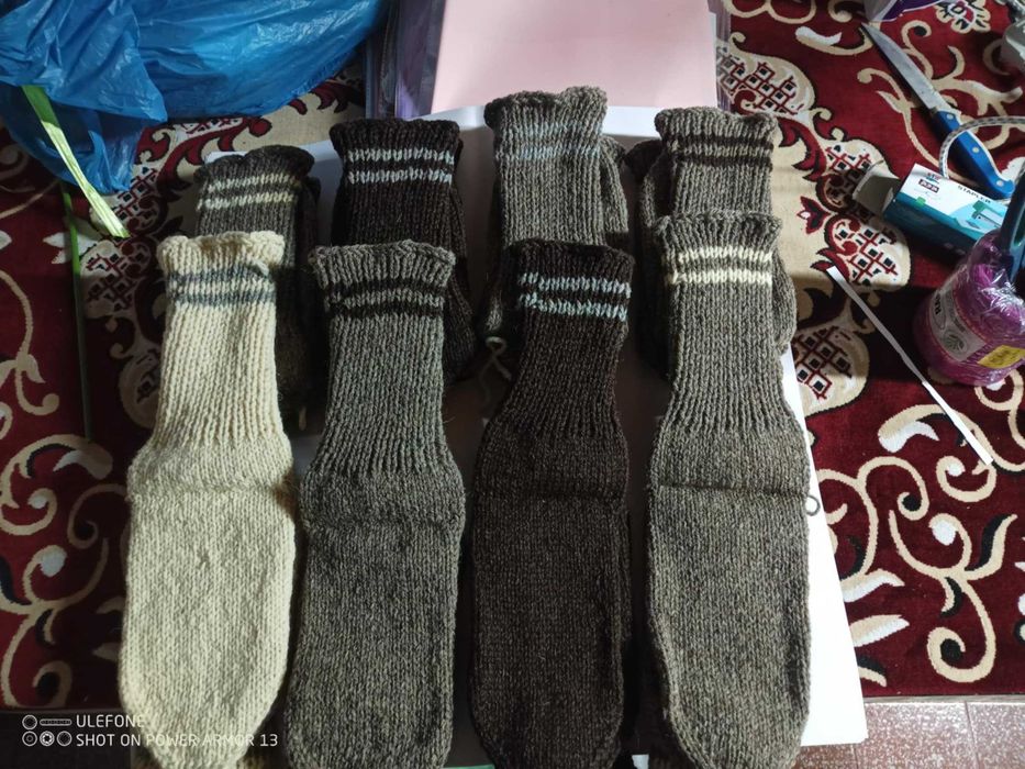 Вълнени чорапи (ръчна изработка)