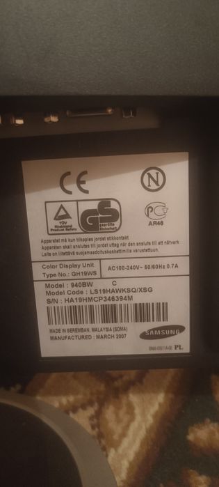 Монитор Samsung SyncMaster 940BW рабочий