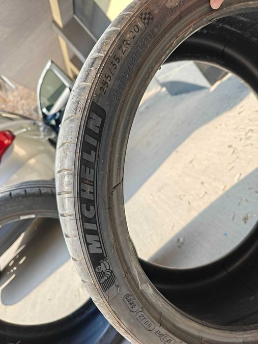 Michelin Pilot Sport 4s 315/30/20 255/35/20