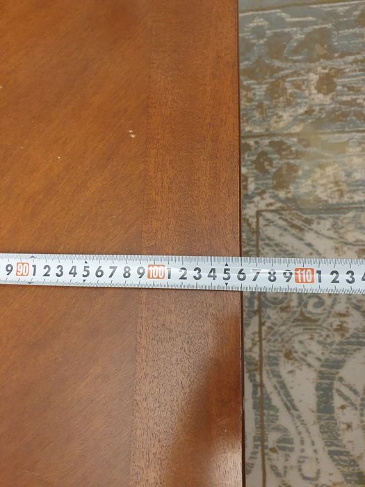 Стол для гостиной