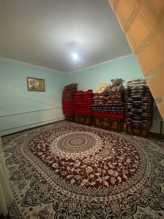 Oqqo’rg’onda uy sotiladi