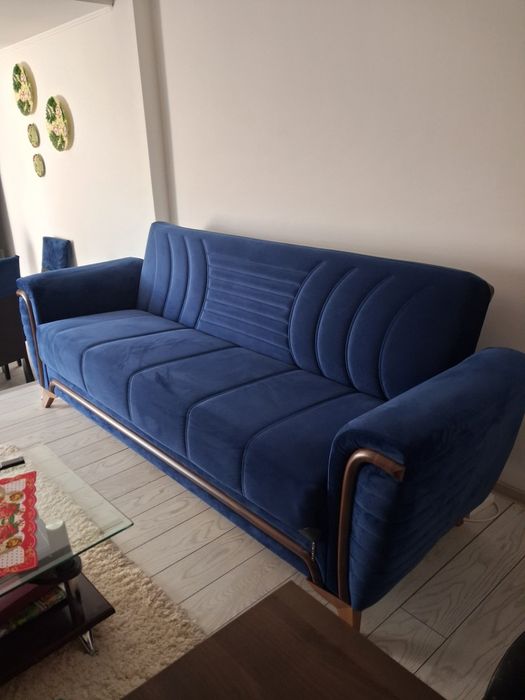 Canapea extensibila nefolosita