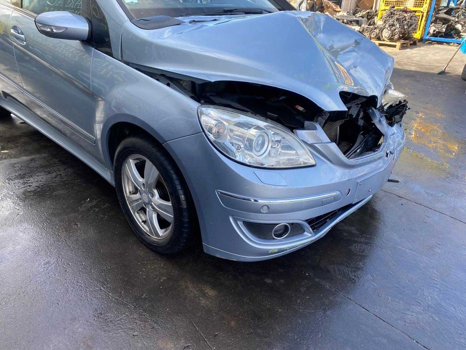 dezmembrez Mercedes B classe W245 , 180cdi/haion B classe /usa B class