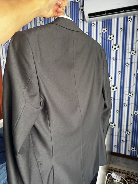 Продается Костюм тройка