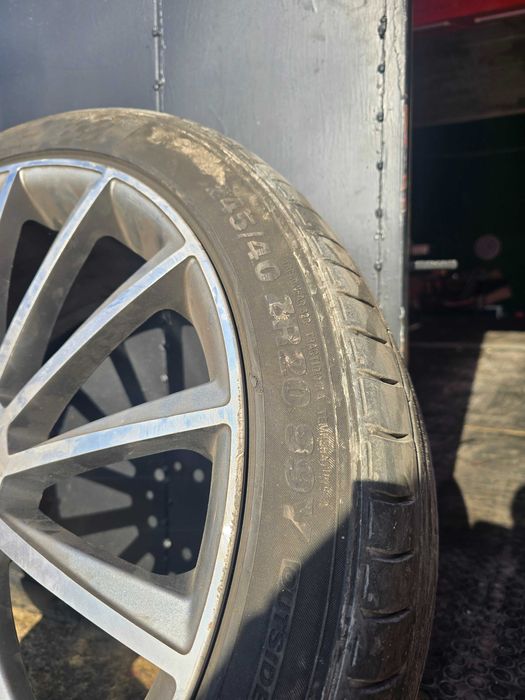 Джанти с 2 вида гуми Мерцедес 20 цола 5x112