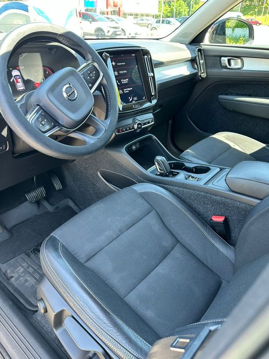 Volvo xc 40 Momentum Pro