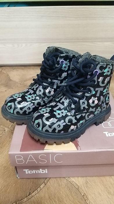 Обувь для девочки сапоги 27 и ботинки 25