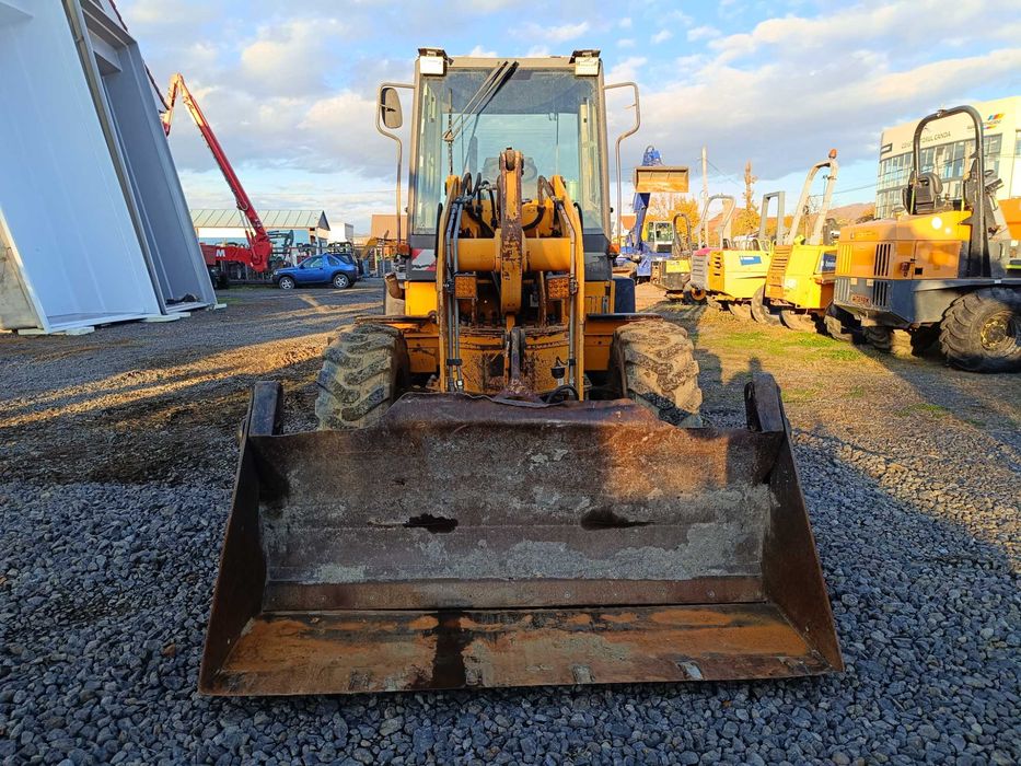 Incarcator frontal Ahlmann AS90, 7 tone,  2008