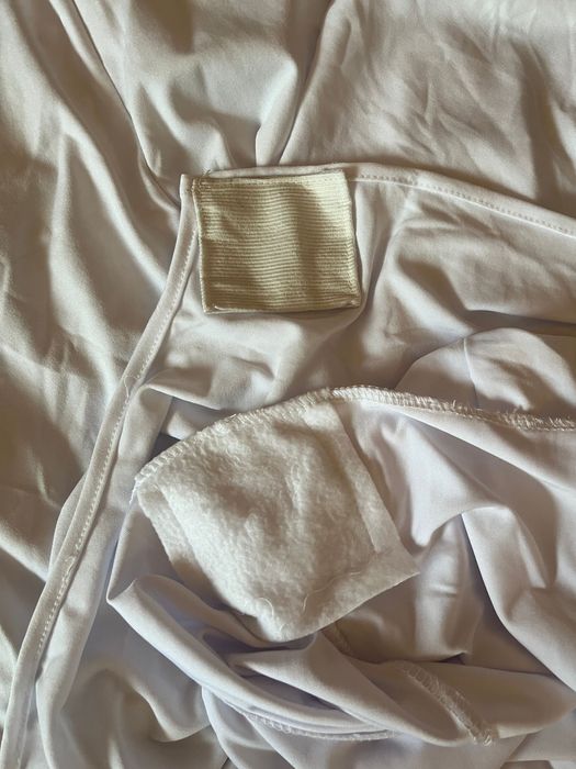 Huse lycra albe pentru scaune