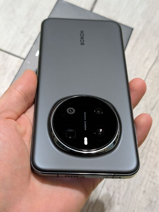 Honor Magic 7 Pro 512 gb Ram 12 5G global