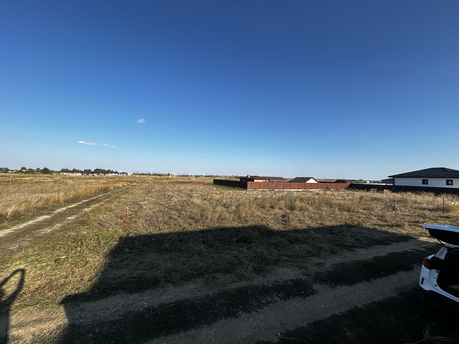 Teren intravilan Vidra / curent si gaze la poarta