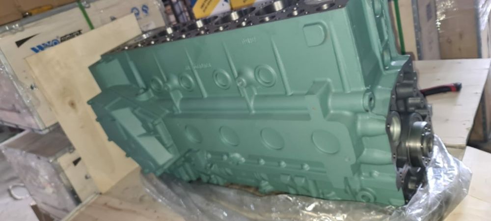 Блок двигателя в сборе Шорт блок WD615 HOWO