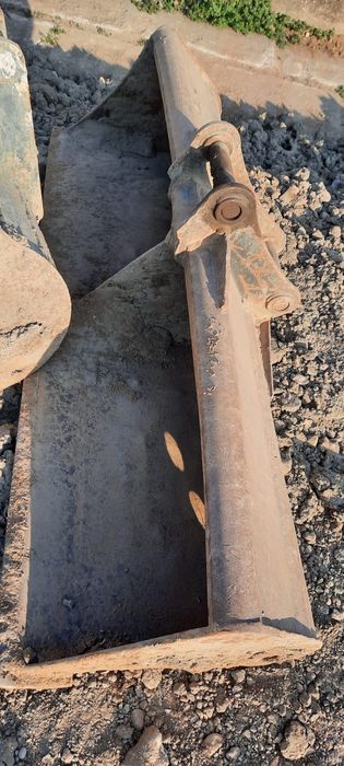 Cupă taluz pentru miniexcavator