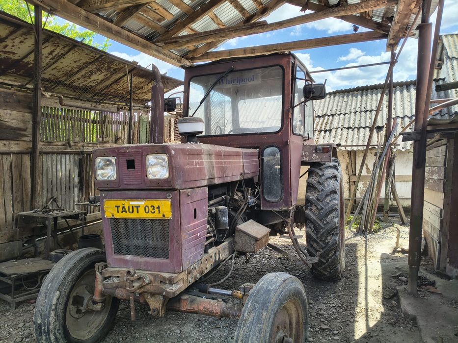 De vanzare tractor U650
