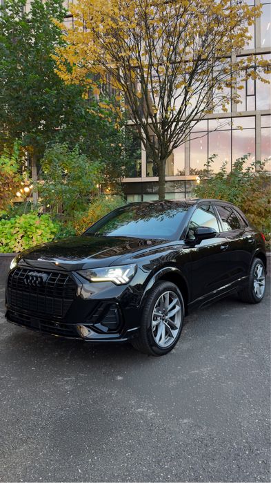 Audi Q3 45TFSI, 2.0 QUATTRO 250CP, 2024,3 x S line, Shadow line, NEW