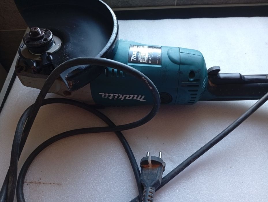 flex makita mare