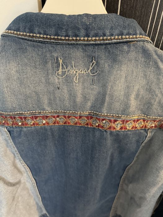 Дьнково яке Desigual