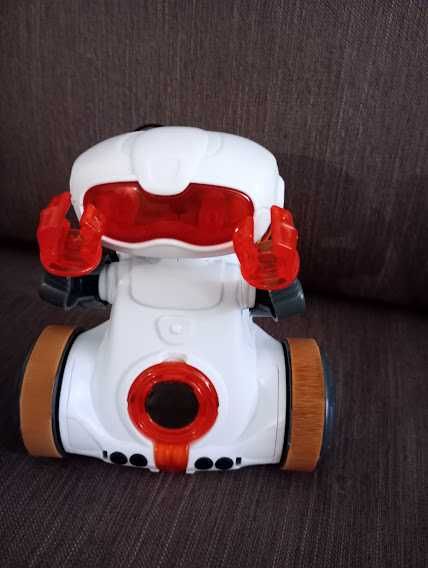 CLEMENTONI Робот за програмиране MIO 2020