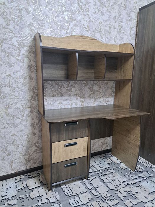 Мебель  сотилади