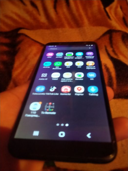 Продам сотовый телефон Samsung