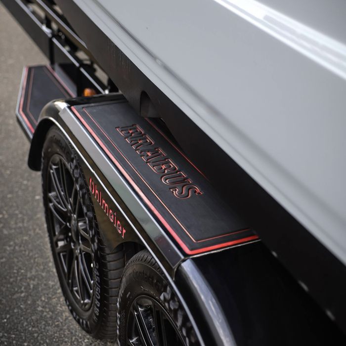 BRABUS Shadow 300 Катер