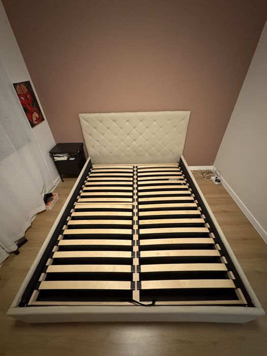 Спалня Tempe 160/200 тапицирана