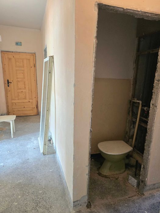 Продава се Четиристаен апартамент в Смолян, Устово - 80 кв.м за 1084 €/кв.м - Снимка #11