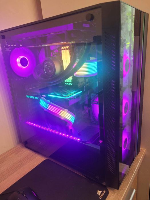 PC Gaming sau schimb cu ps 5 pro sigilat.