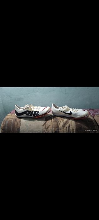 Продаются кроссовки беговые