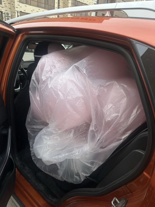 Шарики подарены вчера