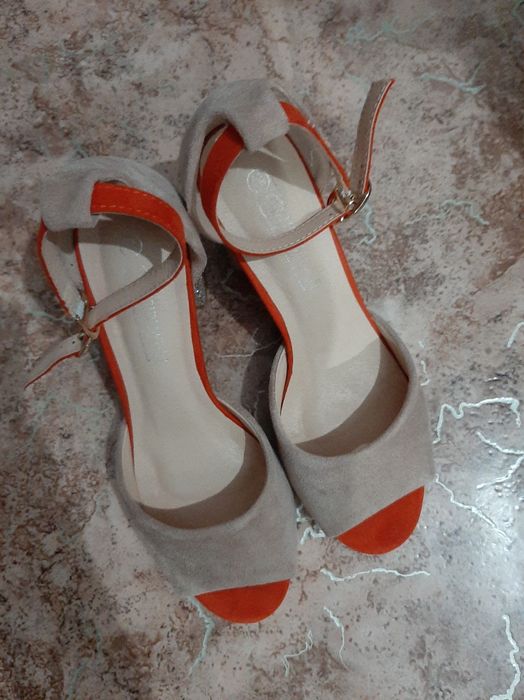 Продам жен обувь