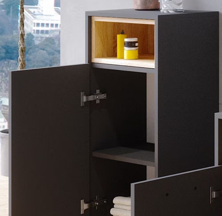 Среден шкаф с вратичка 3858