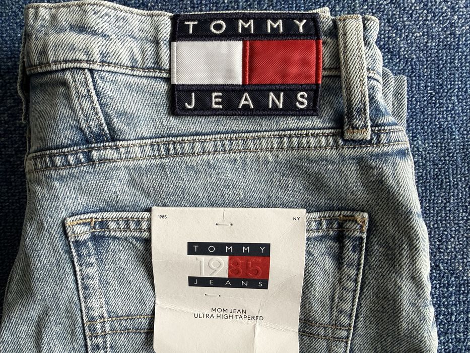 TOMMY JEANS Mom Jean Ultra High Tapered ОРИГИНАЛНИ дамски дънки - 29