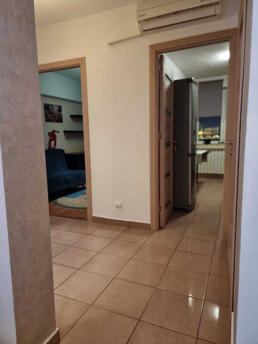 De vanzare apartament 3 camere.