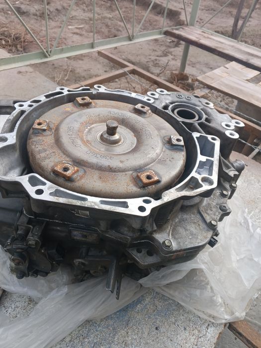 Коробка передачи  сотилади